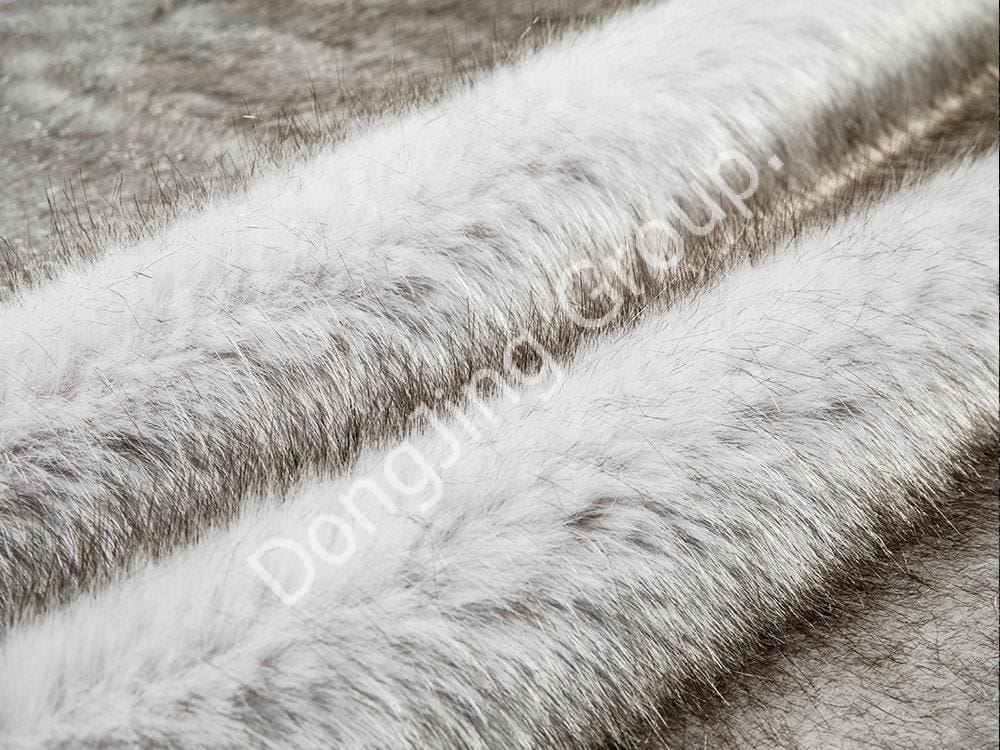 9HG0091-Off-coloris tinctis capulus vulpes furrure faux fur fabric