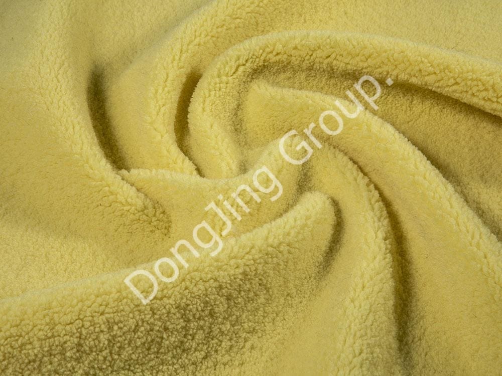 9T1442-Aurum sidus camelum faux fur fabric